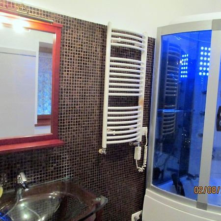 Apartment In The Centre Of Lvov Exteriér fotografie
